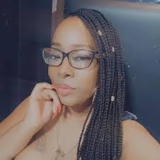 Yvette Beyer's Instagram, Twitter & Facebook