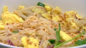 Everyone's laughing at gordon ramsay's pad thai fail. Noodles And Company Pad Thai Youtube