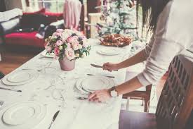 Place a soup bowl in the centre of each mat. 5 Table Setting Hacks For The Perfect Dinner Party Signature Event Rentals