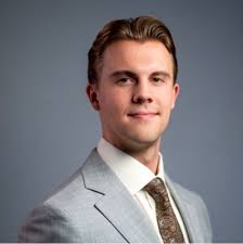 I'm happy to share that I'm starting a new position as Portfolio Manager at  LandFund Partners! I would like to thank Chris Morris and John Farris for  welcoming me to their team.