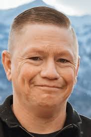 Andrew Ronald's Instagram, Twitter & Facebook