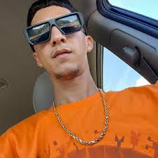 Wanda Eaddy's Instagram, Twitter & Facebook