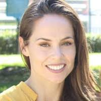 Jocelyn Gray's Instagram, Twitter & Facebook