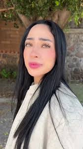 Evelyn Olivares's Instagram, Twitter & Facebook