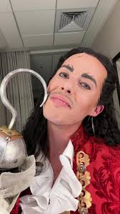 It’s a 2 doe shay here at the Pan play today!!! Let’s ride! 🪝 #broadway  #nationaltour #fyp #musicaltheatre #theatretiktok #theatretok