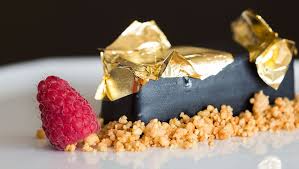 Essen Trinken Goldbarren Mit Haselnuss Creme Und Preiselbeer Sorbet Rezept In 2020 Lebensmittel Essen Haselnuss Creme Essen