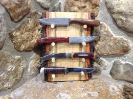 Couteau Daffichage Bord Ecorce Rustique Vivre Bois Etsy Knife Wine Rack Pocket Knife