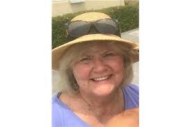 Kathleen Custer's Instagram, Twitter & Facebook