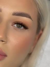 Ultimele locuri disponibile înainte de Crăciun 🎁🥰 Pentru programări  👇🏼👇🏼👇🏼 https://mero.ro/p/paula-lash-artist