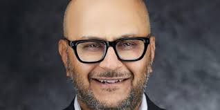 Sean Layton's Instagram, Twitter & Facebook