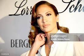 146 Lorraine Nunez Photos & High Res Pictures