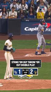 Inning-ending double play for the Brew Crew