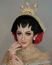 Melayani kebutuhan make up dan dress untuk event. 6 Pilihan Mua Terbaik Dan Profesional Di Yogyakarta Wedding Market