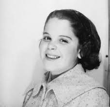 The wonderful Gilda Radner is truly missed. 1946-1989. #comedy #comedians  #funny #classiccomedy #television #gildaradner #SNL #fblifestyle #70s #80s  #movies #television #lovegilda