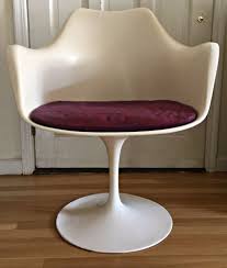 1950s Knoll Tulip Chair By Saarinen Mid Century Modern Vintage Midcenturymodern Knollin Midcentury Modern Dining Chairs Tulip Chair Eero Saarinen Tulip Chair