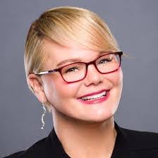 Lauren Metts's Instagram, Twitter & Facebook