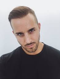 Haare und frisuren tragen einen erheblichen teil zum look bei. Dunner Werdendes Haar Ein Talk Uber 2 Haartransplantationen