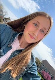 Alaina Tan's Instagram, Twitter & Facebook