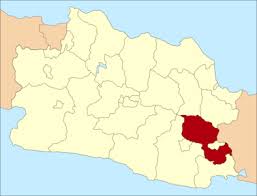 Cirebon memiliki kaitan dengan kerajaan pakuan pajajaran yang dipimpin oleh jaya dewata atau sri baduga maharaja prabu siliwangi. Daftar Kecamatan Dan Kelurahan Di Kabupaten Ciamis Wikipedia Bahasa Indonesia Ensiklopedia Bebas