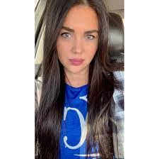 Melanie Beaver's Instagram, Twitter & Facebook