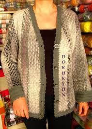 Alize Angora Gold Ve Gold Batik Ile Sik Bir Hirka Kimden Tabi Ki Sevgili Gulsan Hanimindan Zira Kendisinin Orgu Koleksiyonuna Devam Etmek Hirkalar Batik Orgu