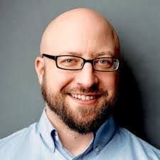 Kristen Strauch's Instagram, Twitter & Facebook