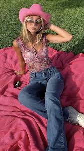 Check spelling or type a new query. Pin By Mandi On Outfit Ideas Outfits With Hats Cute Outfits Fashion