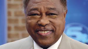 Black trailblazing news anchor Mel Showers dies