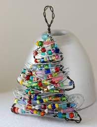 Beaded Christmas Tree Christmas Ornament Wire Tree Etsy Christmas Ornaments Diy Christmas Ornaments Christmas Crafts