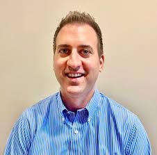 Greg Larkin's Instagram, Twitter & Facebook