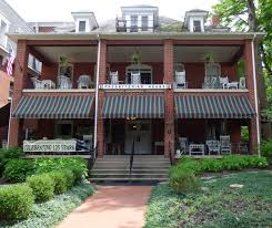 The Presbyterian House One Of Many Denominational Houses On The Grounds Of The Chautauqua Institution Chau Chautauqua Institution Chautauqua Chautauqua Lake