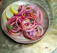 Roter Zwiebelsalat Genau Wie In Indien Rezept Salat Kartoffelsuppe Rezept Rezepte