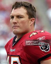 948 John Lynch American Football Player Stock Photos, High-Res Pictures,  and Images
