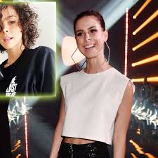 She is an actress, known for what a man (2011), jesus liebt mich (2012) and ladykracher (2002). Lena Meyer Landrut Sangerin Schockiert Mit Neuem Look So Sieht Sie Jetzt Aus Stars