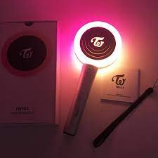 I've been able to get it to connect to the official twice candy bong z app, and was able to change the colors. Kpop Twice Official Light Candy Bong Z Twice Candy Bong Z Light Stick Concerts Album Glow Lamp Lightstick Led Night Lights Aliexpress