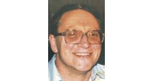 Edward Keck's Instagram, Twitter & Facebook