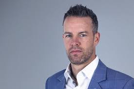 Jeremy Dow's Instagram, Twitter & Facebook