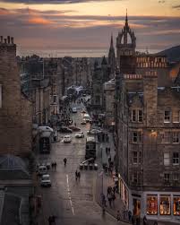 Ships from and sold by amazon.com. Malefica Mi Mundo Edimburgo Capital De Escocia Reino Unido