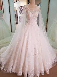 Harry potter and the philosopher's stone. 2017 Luxus Dubai Arabisch Brautkleider Mit Kap Stickerei Spitze Hochzeitskleid Schwanz Brautkleider Kostenloser Versand Vestido Noiva Dress Night Wedding Dress Pattywedding Dress Bridal Aliexpress