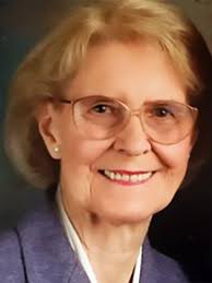 Marilyn Christopherson, former newspaper owner, dies at 89