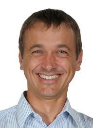 Ross Roberts's Instagram, Twitter & Facebook