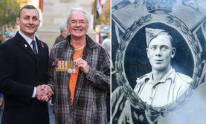 World War II hero William McMurdo reunited with medals he lost near the  Cenotaph