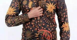 Tips fashion pria 2021 yang disukai oleh wanita. 26 Baju Batik Modern 2021 Pria Yang Populer