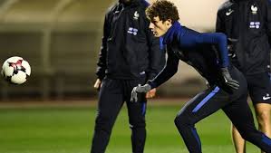 Wie steht es um die solidarität innerhalb der gruppe? Von Wegen Nur Verteidiger Benjamin Pavard Zaubert Im Frankreich Training German Site