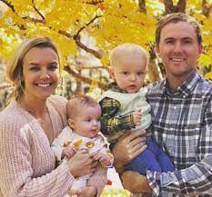 Open golf tournament before thursday's opening round at torrey pines was suspended because of darkness. Facts On Russell Henley Wife Teil Duncan Family Bio