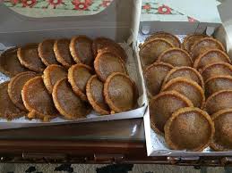 Daripada sedih gak bisa makan kue cucur, cobalah membuatnya sendiri di rumah dengan kreasi gula merah dengan resep berikut ini, nih! Kangen Mau Bikin Kue Cucur Yang Enak Yuk Baca Resep Ini