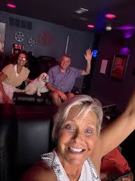 What are some good current movies to watch?