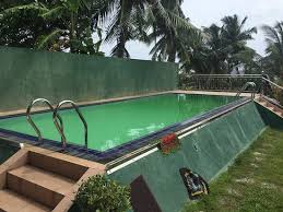 L Eau De La Piscine Est Verte Et Inutilisable Picture Of Little Paradise Bentota Tripadvisor