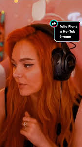 Tommy Hottub Streams with Julia