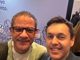 Extraordinario evento ERIAC Capital Humano #elheadhunter DHR Global  #dhrglobal Muchas gracias Rebeca Guerra, Narda Balboa Velasco, Sarah  Beatriz de la Peña Salinas, Edith Gonzalez Villarreal, Claudia Landeros,  Hermes Cruz, Guillermo Ceballos #soyERIAC #